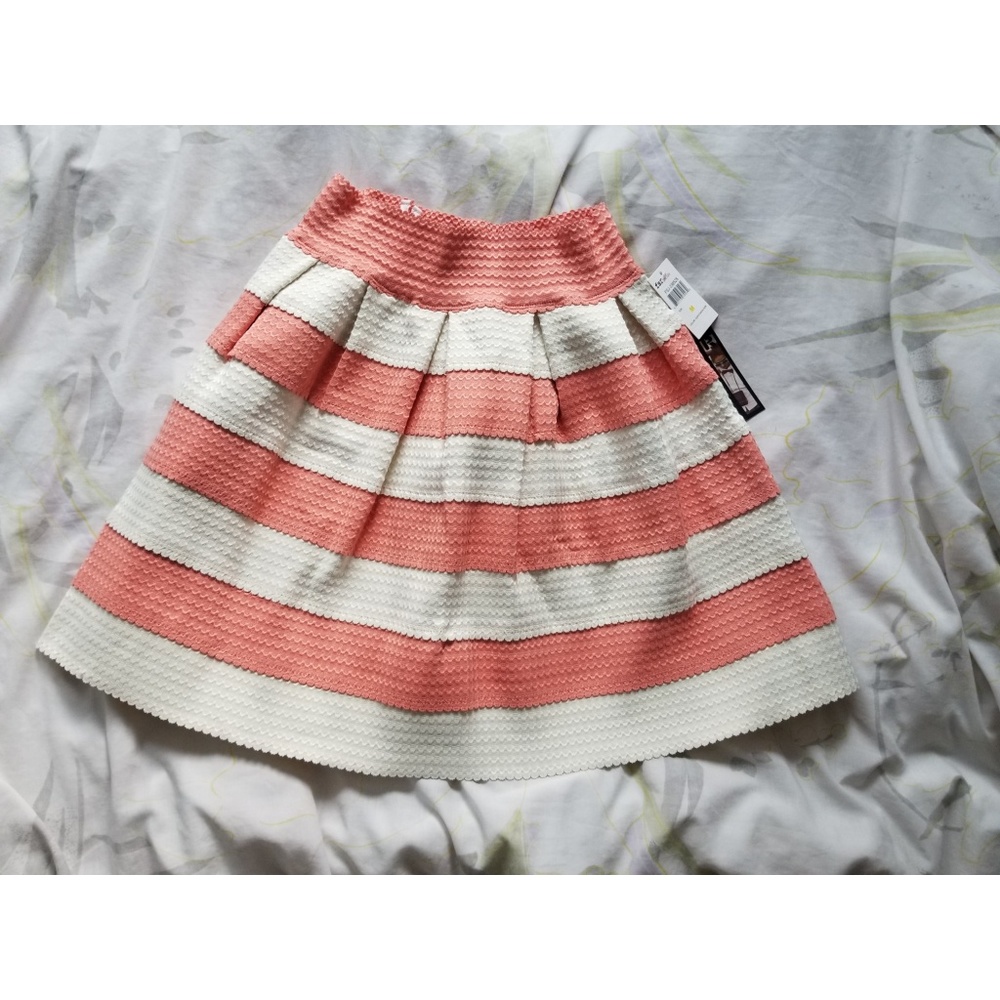 FSR Structured Box Pleated Skirt